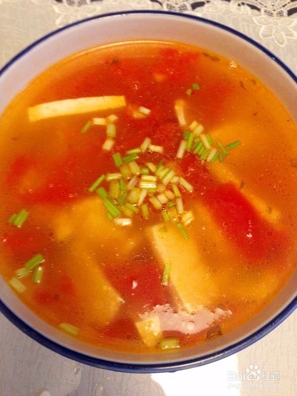 <b>番茄豆腐榨菜汤的家常做法</b>