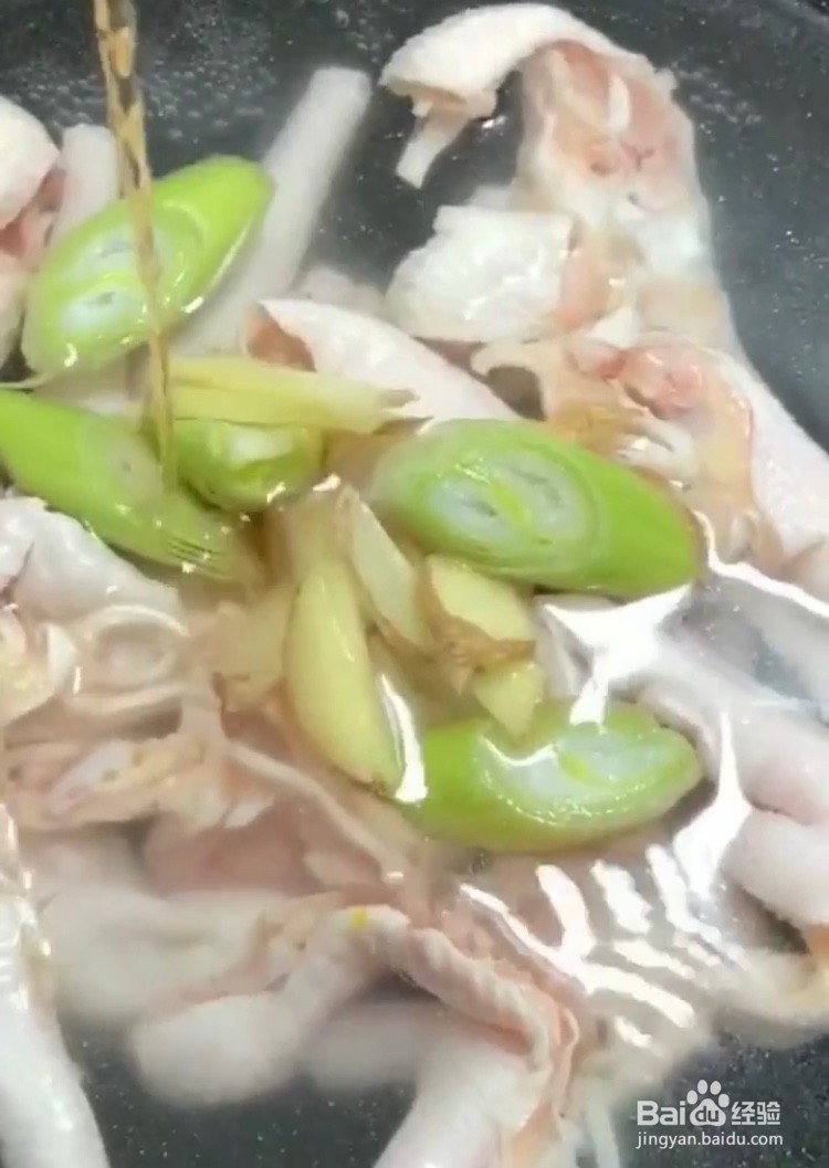 酸辣的泡椒凤爪怎么做好吃呢