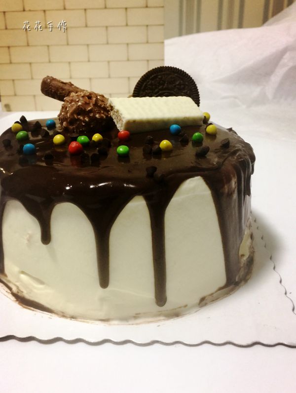 巧克力淋面蛋糕