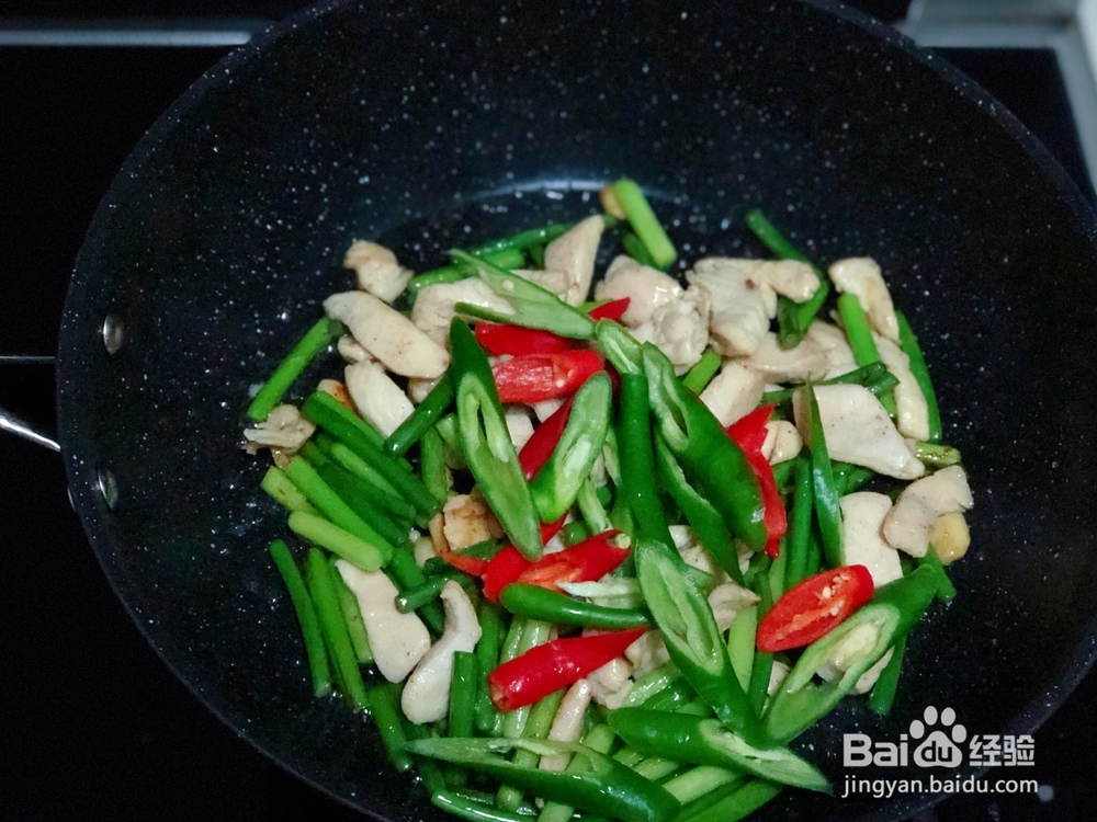 无法抵挡的鸡胸肉蒜苔