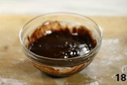 怎样在家中自制美味的巧克力乳酪蛋糕