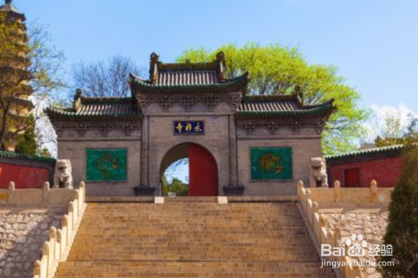 如何游览太原的古寺