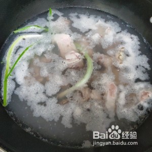 养生食补玉米冬瓜排骨汤的做法