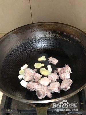 健康养生佳品冬瓜排骨汤的做法