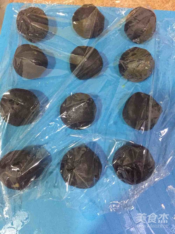 花式蛋黄酥的做法