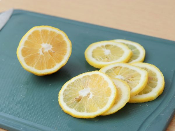 柠檬蜂蜜龙井茶