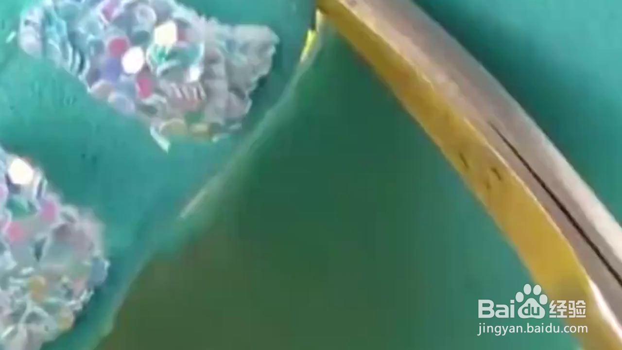 如何制作芭比的闪亮凉拖鞋