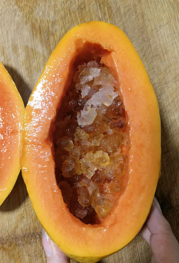 木瓜牛奶炖桃胶