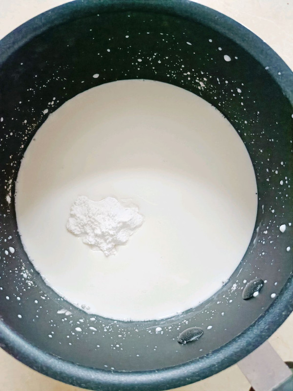 阿胶麻薯牛奶红豆沙