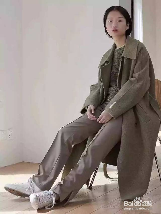 冬天，女性如何穿搭出酷酷的高冷范