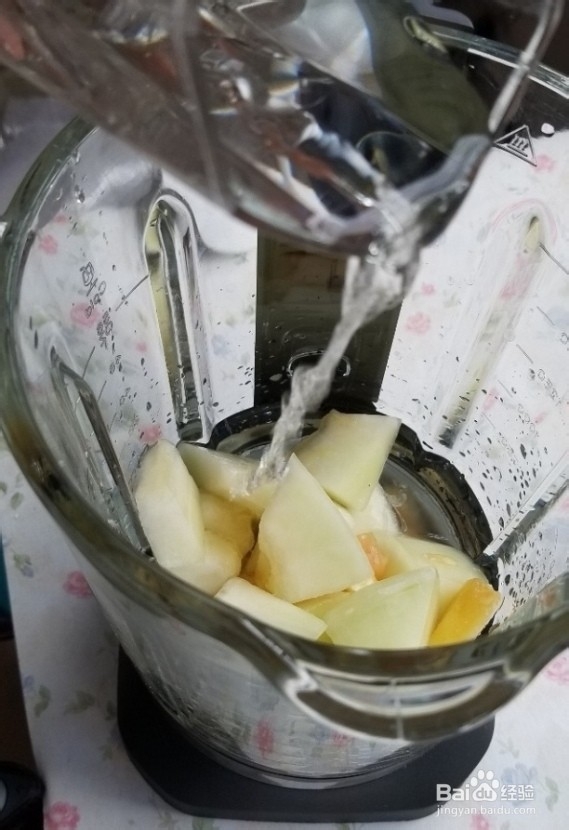 食疗养生—瘦身排毒的梨香消脂水