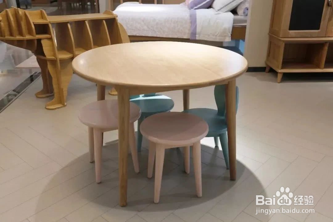 桌子晃动固定小窍门