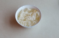 润心润肺之木耳紫薯羹