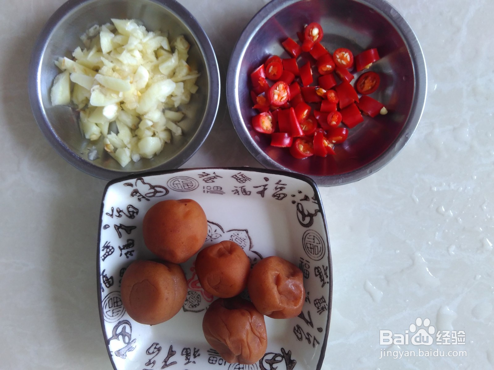 西瓜皮怎样凉拌好吃?