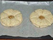 全麦核桃花包的做法