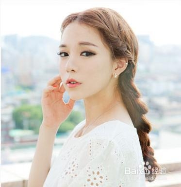 脸型与发型的搭配出女神形象