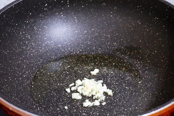 番茄金针菇烩饭