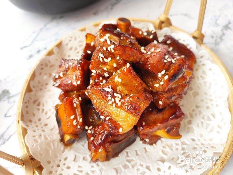 美味的糖醋排骨应该怎么做呢