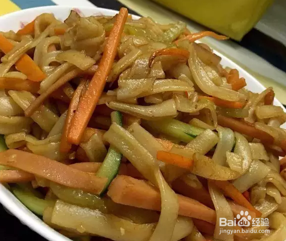 粤味三色炒河粉的做法？