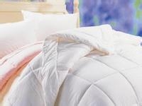 如何洗涤、保养蚕丝被