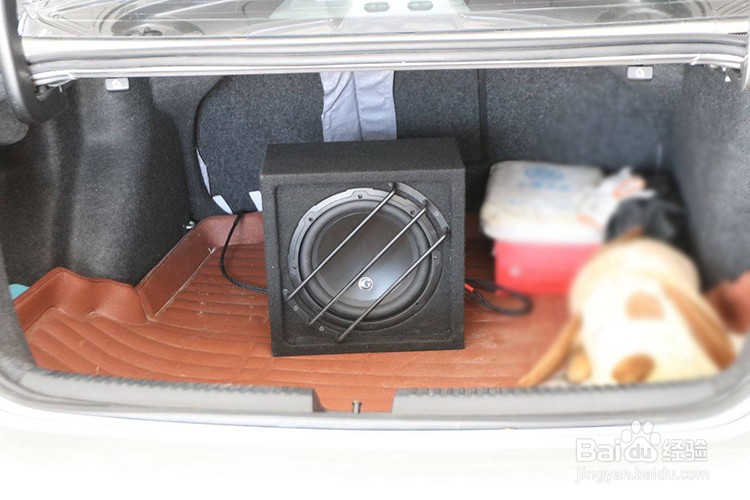 哈尔滨大众速腾汽车音响改装丹拿,大能隔音案例