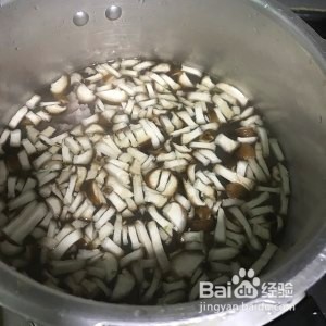 养生食补香菇瘦肉粥的做法