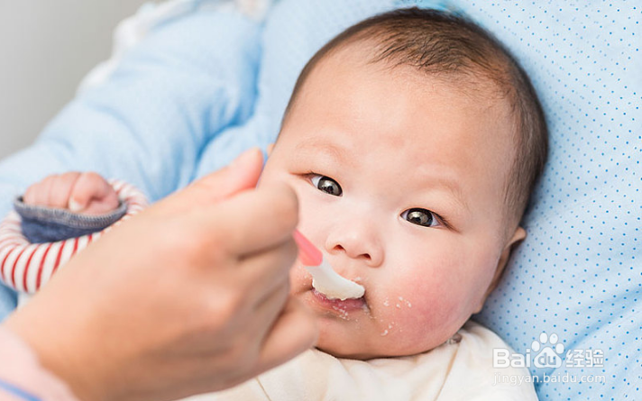 6个月的宝宝可以吃辅食吗？省心辅食如何选？