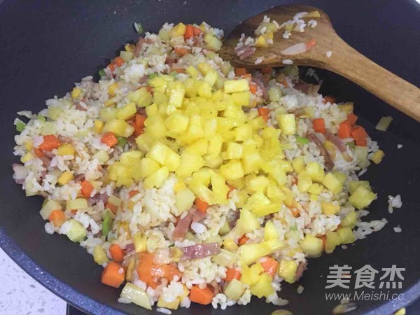 菠萝饭的家常做法
