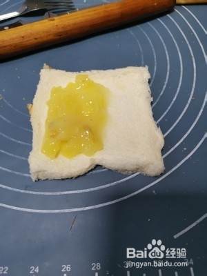 快手吐司菠萝派的做法