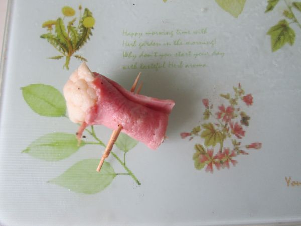 蒜片培根花菜卷