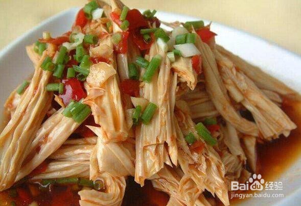 日常生活中应避免给孩子吃哪些不利于健康的食物