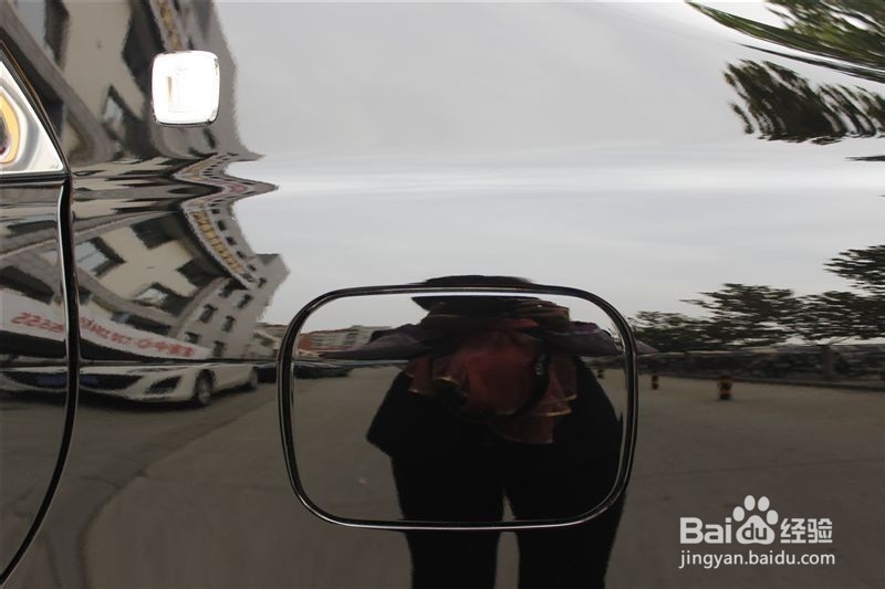 丰田皇冠汽车美容石家庄汽车漆面美容施工案例