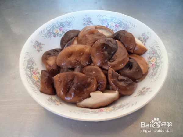 如何制作素炒圆白菜