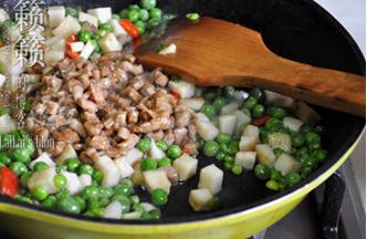 杏鲍菇烩牛肉粒