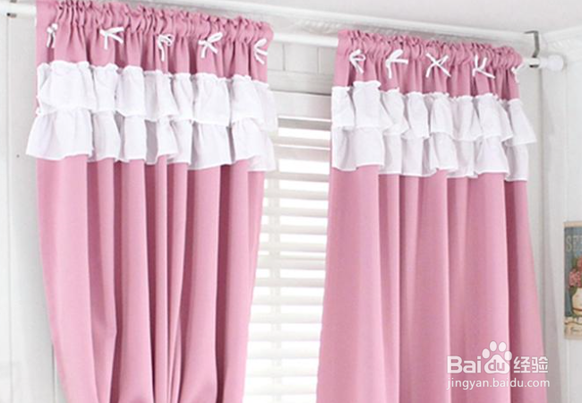卧室窗帘如何选择搭配更美观呢?