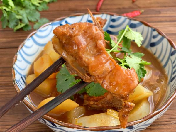 红烧排骨炖萝卜