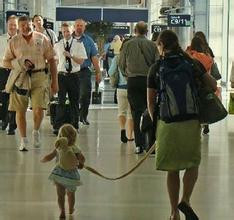 怎么样让宝宝不怕陌生人？