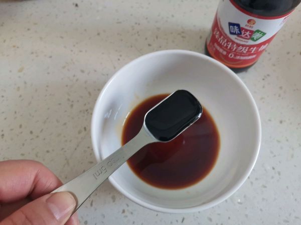 鸡蛋酱拌荞麦面