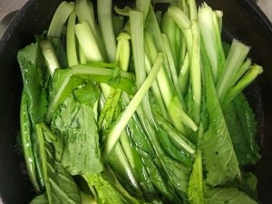 健康养生佳品小白菜木耳猪肉馅水饺