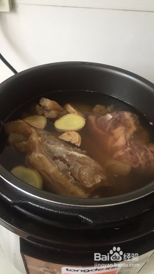 如何做出好吃的卤牛筋