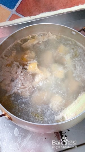 食补佳品粉皮白菜炖鸡