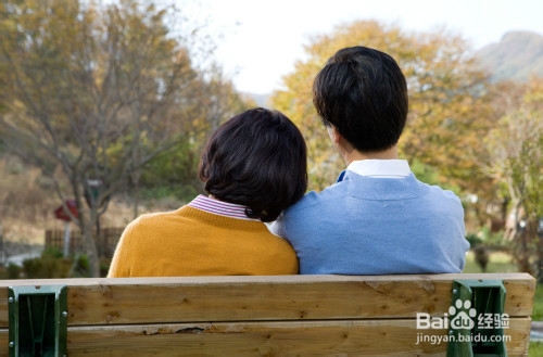 中年夫妻如何买保险合适