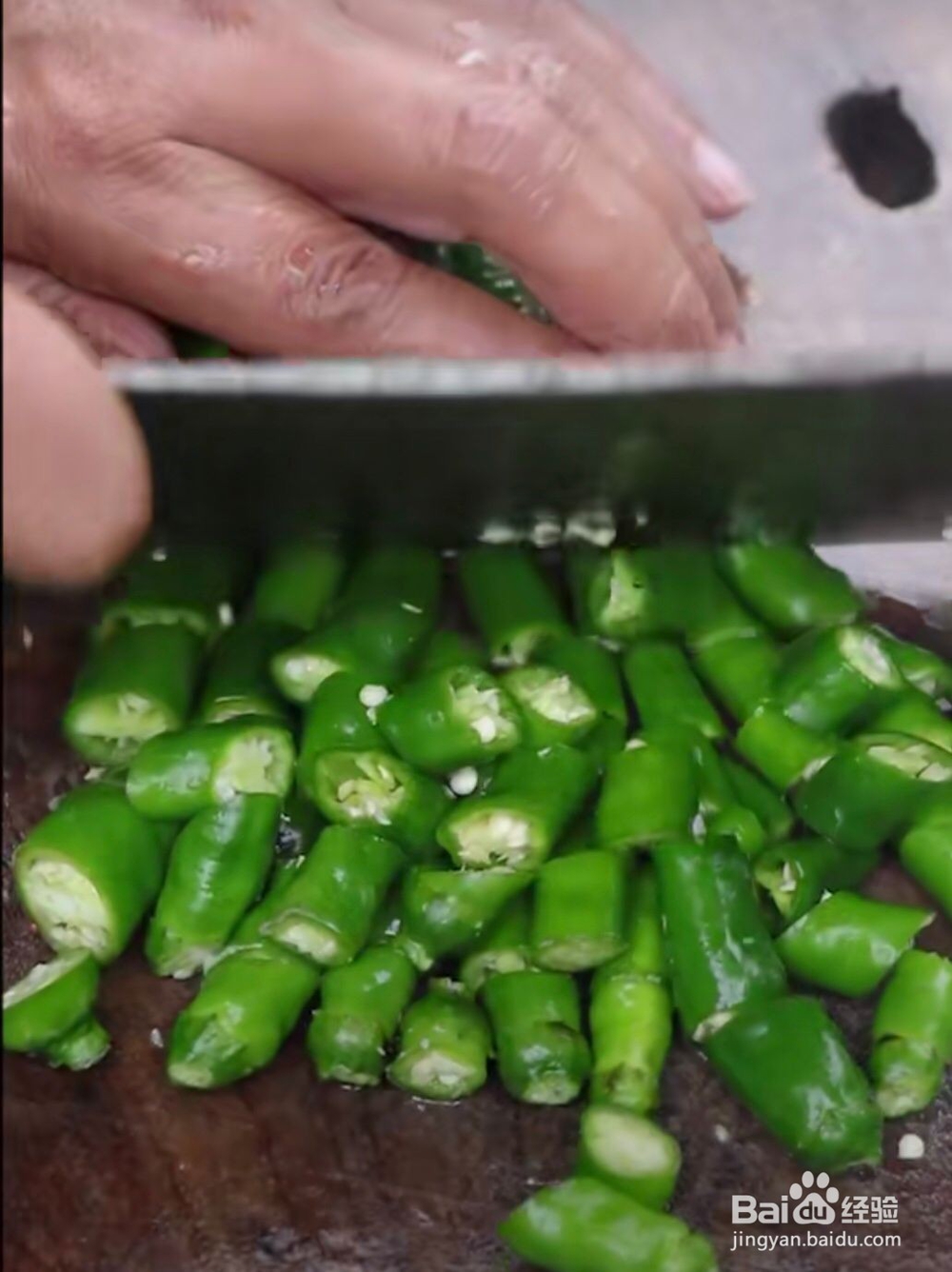 重庆江湖菜代表尖椒鸡