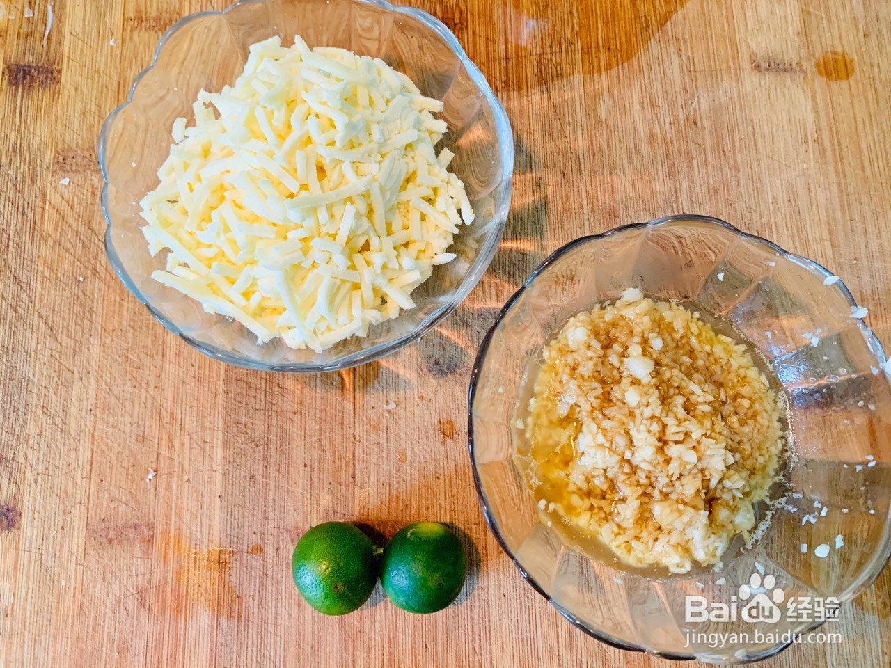 蒜蓉芝士焗生蚝的做法