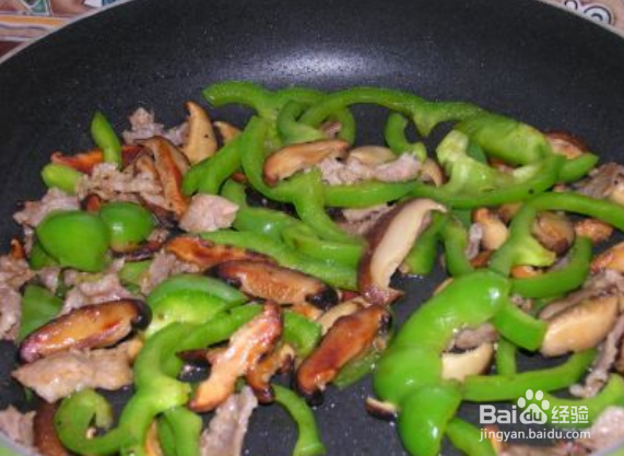 怎么做青椒香菇炒肉丝