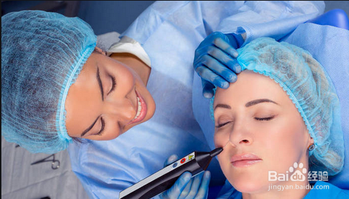 长痘不怕，教您祛痘印的美容项目