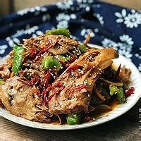 如何做干锅鸭头