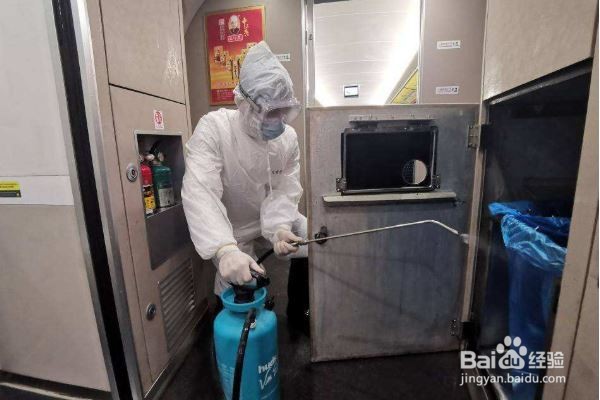 怀疑衣服被褥被污染应该如何消毒