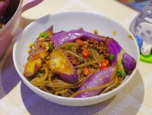 美味茄子粉丝煲的做法