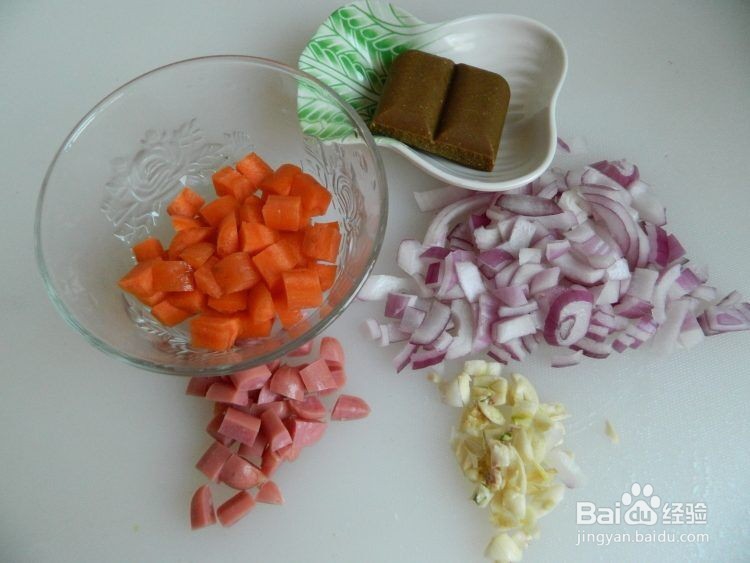 如何在家制作咖喱土豆盖饭